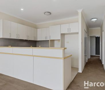 Modern Apartment in the heart of Clarkson - Photo 6