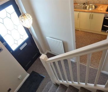2 bedroom detached house to rent - Photo 4