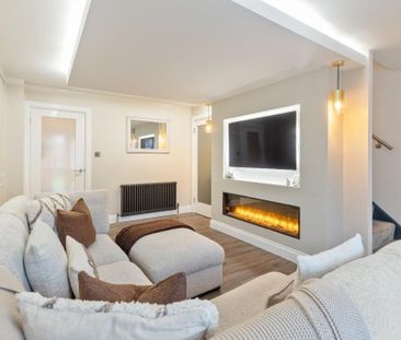 2 bedroom semi-detached house to rent - Photo 4