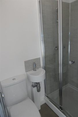 Room @ Anderson Crescent, Beeston, NG9 2PS - Photo 1