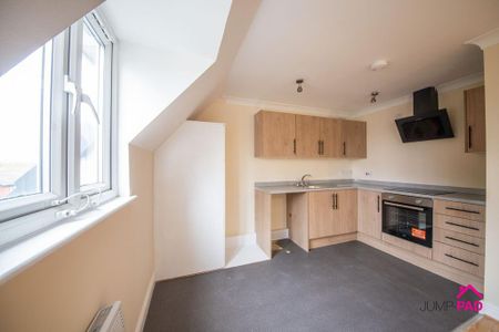 2 bedroom flat to rent - Photo 3