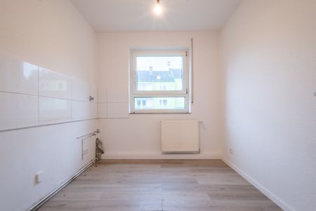 WOHNEN IN OTTWEILER – gemütliche 3-Zimmer-Wohnung in gefragter, ruhiger Lage mit Ausblick! - Photo 5