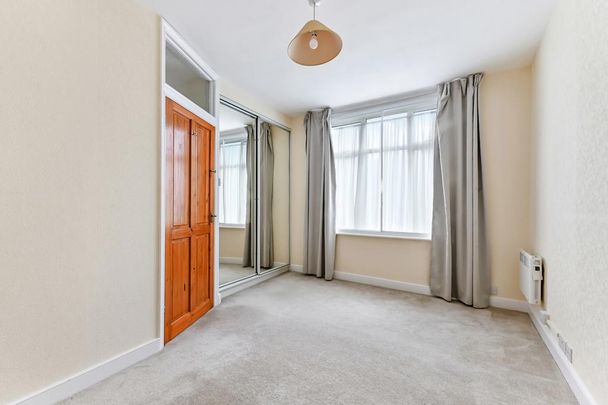 2 bedroom maisonette to rent - Photo 1