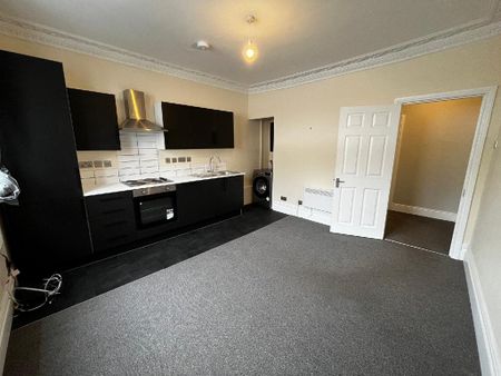 2 bedroom maisonette to rent - Photo 5