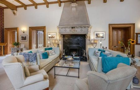 2 bedroom property to rent - Photo 3