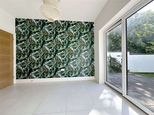 The-chase, Topsham - Photo 1