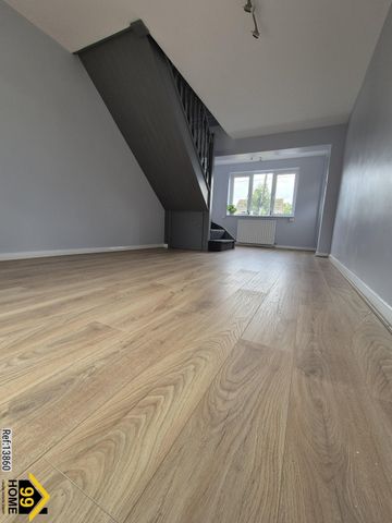 2 bed Semi-detached in Stokenchurch , High Wycombe, HP14 3QJ - Photo 4