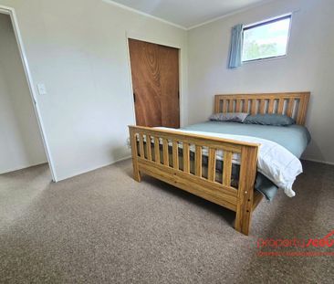 Convenient Living in Lansdowne - Photo 4