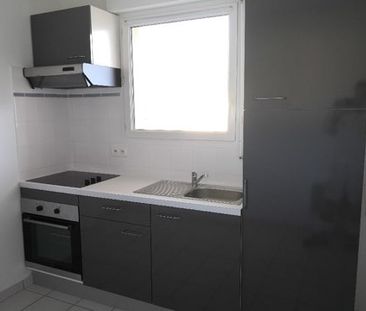 Location Maison 4 pièces 76m² DISSAY 86130 - Photo 2