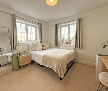 3 bedroom detached house to rent - Photo 4