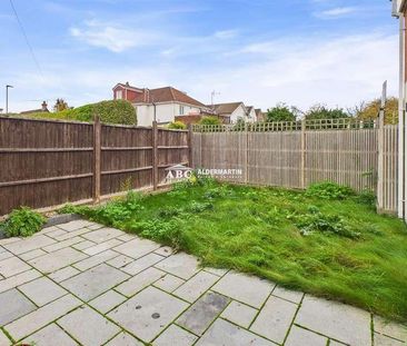 Albert Road, London, NW7 - Photo 3