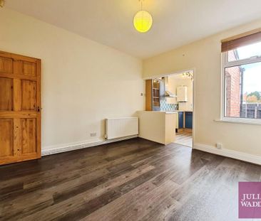 2 bedroom terraced house to rent - Photo 3