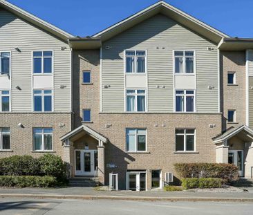 For Lease - 330 Everest Private Unit# A, Elmvale Acres and Area, On... - Photo 3