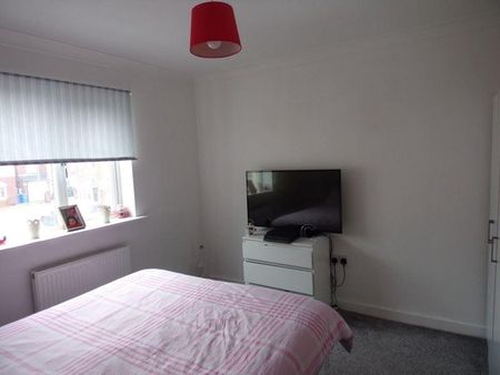 2 bed apartment to rent in NE24 - Photo 3