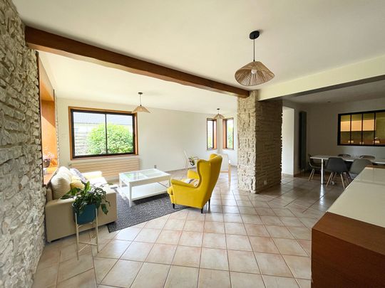 Location Maison 7 pièces 162m² - Photo 1