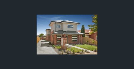 This townhouse will not disappoint! - Photo 4