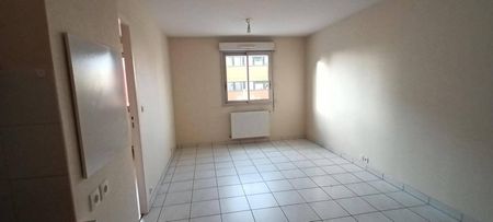 Location appartement t1 bis 2 pièces 32 m² à Rodez (12000) - Photo 4