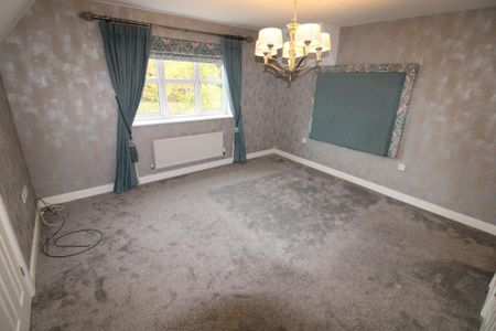 4 bedroom detached house to rent - Photo 5