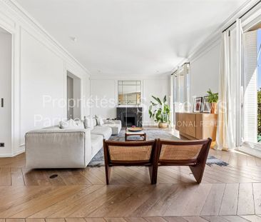 Tout savoir sur cet appartement dans le quartier Invalides, à Paris... - Photo 2