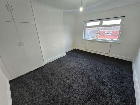 Aireville Grove, Shipley, BD18 - Photo 5