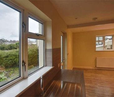 East Pafford Avenue, Torquay, Devon, TQ2 - Photo 6