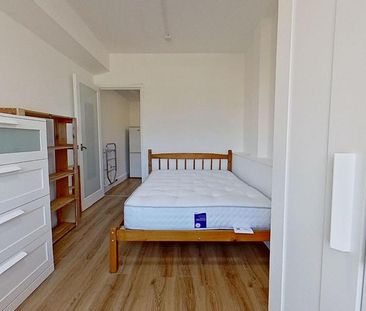 4 bedroom terraced house to rent - Photo 6