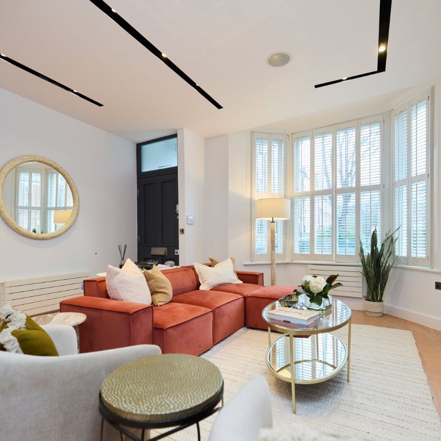 Hamilton Gardens, St John's Wood, London, NW8 9PU - Photo 1