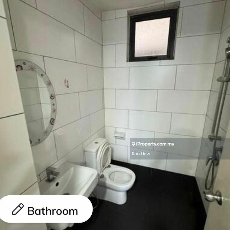 Univ 360 Place, Serdang Jaya, Seri Kembangan - Photo 1