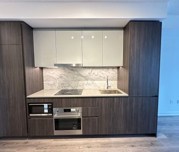 For Lease - 8 Interchange Way Unit# 3011, Vaughan, Ontario - Photo 2