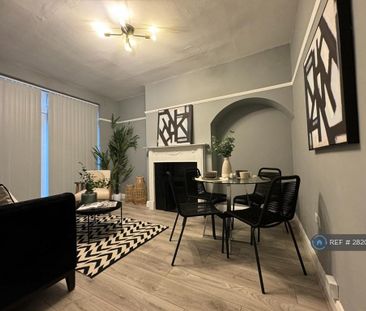 4 bedroom terraced house to rent - Photo 1