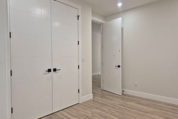 2715 201 St, Langley (Main Level) - Photo 1