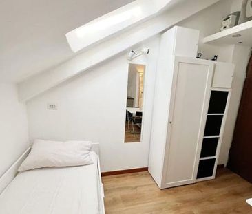 Via André-Marie Ampère, Milan, Lombardy 20131 - Photo 6