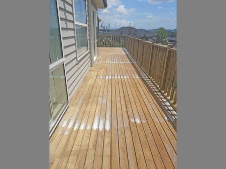 Lovely Family Home in Sought After Millwater - Photo 4