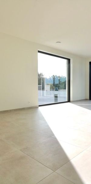 Appartement te huur in Adegem voor € 860 met 1 slaapkamer - Photo 1