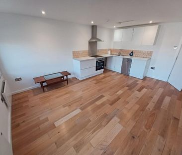 3 bedroom terraced house to rent - Photo 6