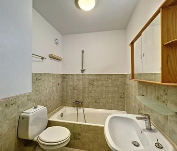 Location Appartement 1 pièce 23m² ANTIBES 06600 - Photo 4