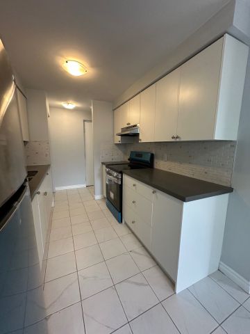 For Lease - 15 Mowat Boulevard Unit# 4, Kitchener, Ontario - Photo 4