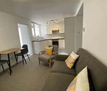 Wellington Terrace, Falmouth - Photo 2