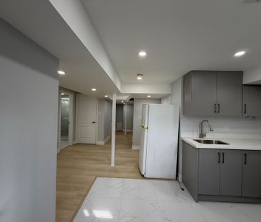 For Lease - Lower - 4792 Glasshill Grove, Mississauga, Ontario - Photo 4