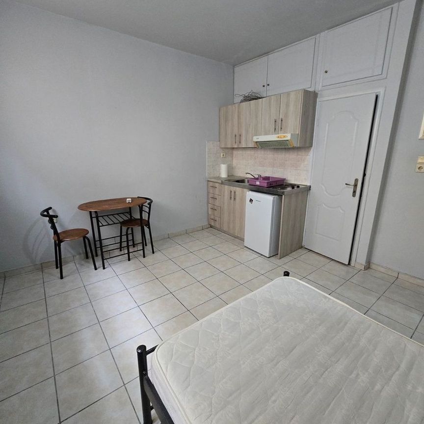 Studio/Γκαρσονιέρα για ενοικίαση Λιούμη (Αιγάλεω) - Photo 1