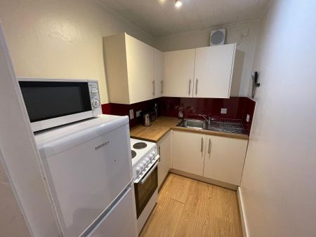 1 bedroom flat to rent - Photo 5