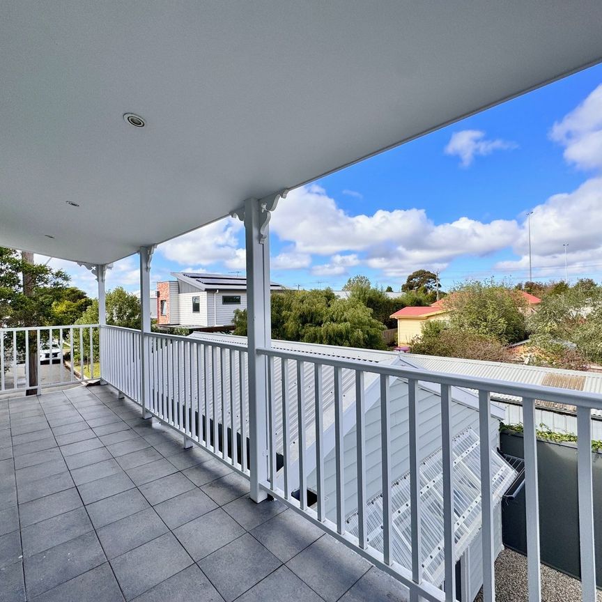 Charming Family Home in Prime Lifestyle Location - Photo 1