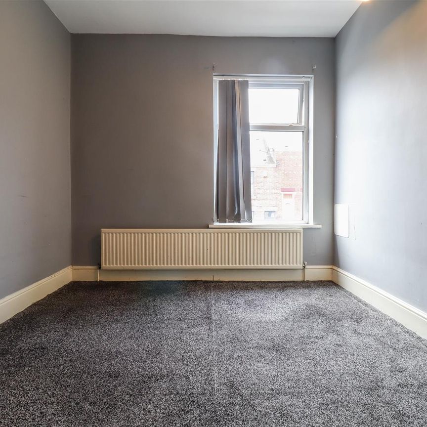 Limpsfield Road, S9 - Photo 1