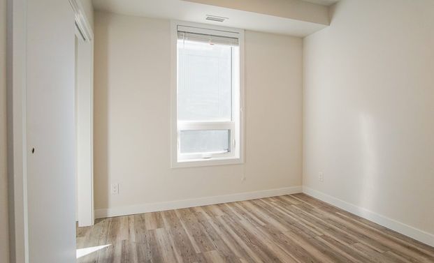 207-18 Picardy Place - Photo 1