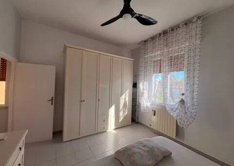 Trilocale via Degli Ontani, 54, Tirrenia, Pisa