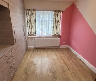 4 bedroom terraced house to rent - Photo 2