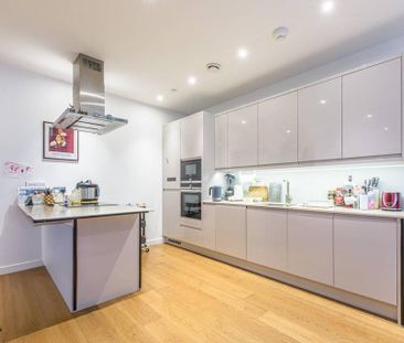 4 bedroom terraced house to rent - Photo 6