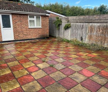 1 bedroom in a house share to rent - Photo 6