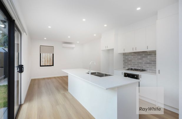 Near New 3 Bedroom Townhouse With A Carport & Garage! - Photo 1