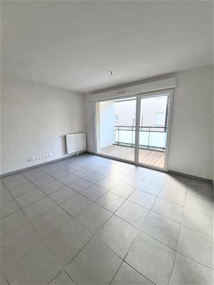 Location Appartement 2 pièces 42m² AUCAMVILLE 31140 - Photo 1